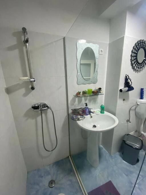 Lovely Apartment In Mindelo City Center Exteriör bild