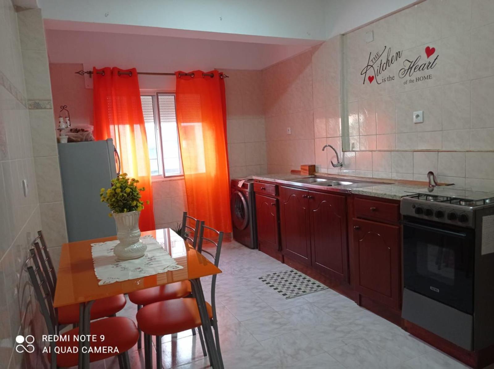 Lovely Apartment In Mindelo City Center Exteriör bild